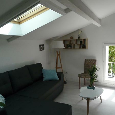 Bleu De L'Isle Apartment Bagian luar foto